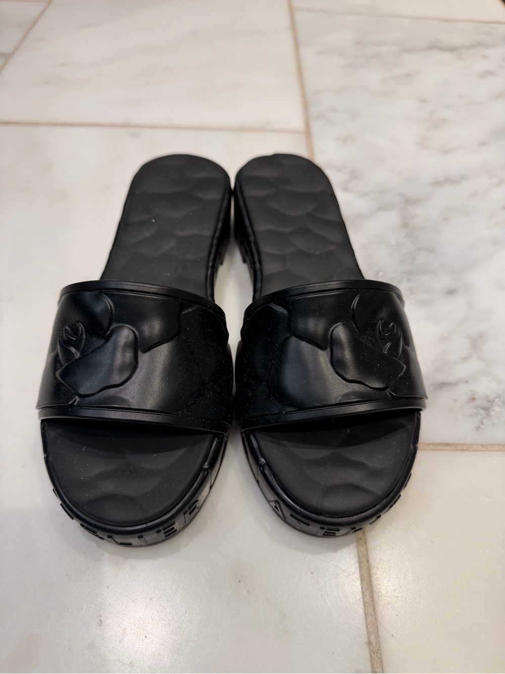 Valentino Black Women's Slide Sandals with Floral Detail 37
